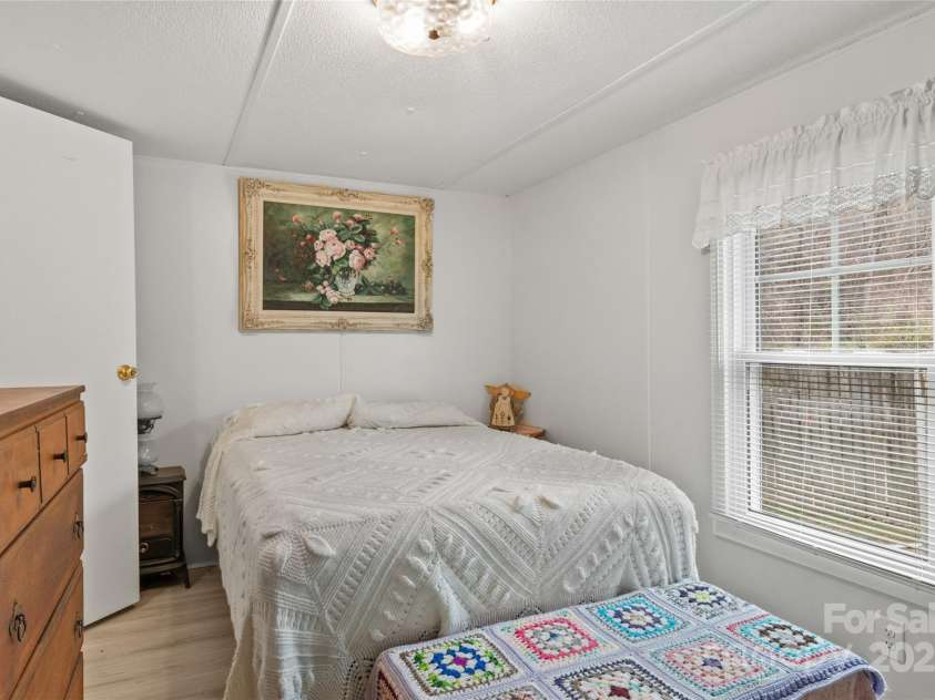 491 Lance Avenue, Hot Springs, NC 28743.  MLS# CAR4235506, YatesRealty ID 9947. Second bedroom