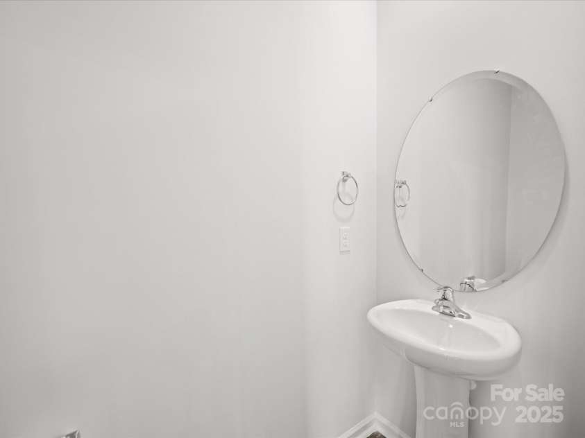 14217 Wilson Mac Lane, Charlotte, NC 28278.  MLS# CAR4241456, YatesRealty ID 9948. 