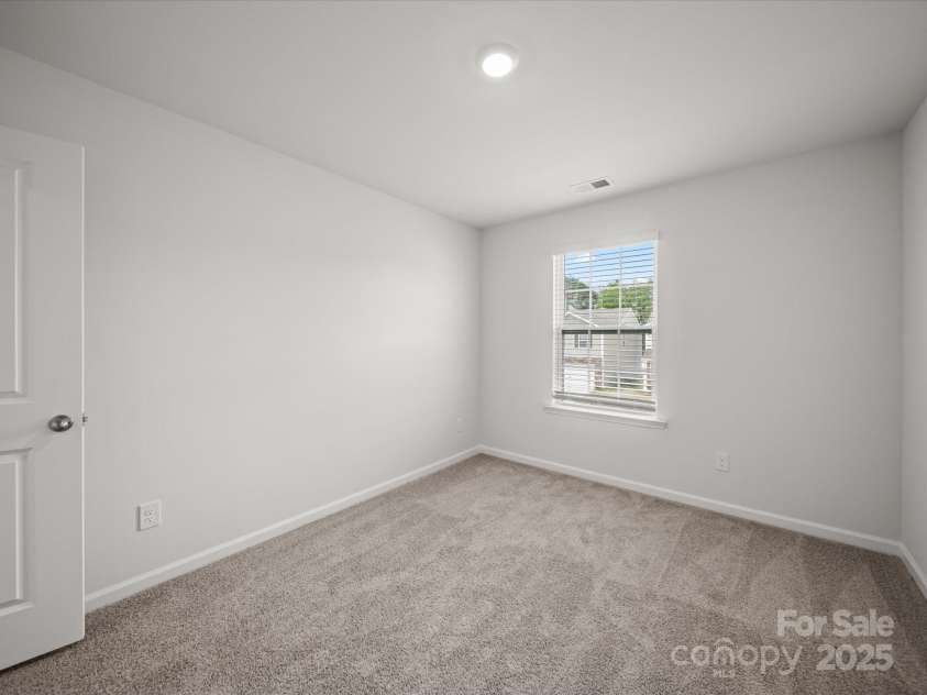 14217 Wilson Mac Lane, Charlotte, NC 28278.  MLS# CAR4241456, YatesRealty ID 9948. 