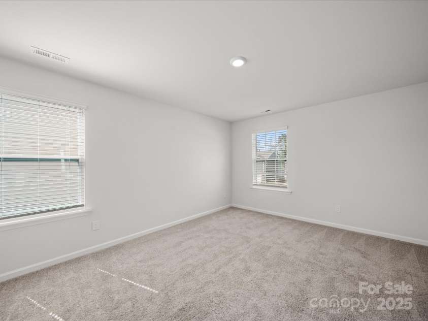 14217 Wilson Mac Lane, Charlotte, NC 28278.  MLS# CAR4241456, YatesRealty ID 9948. 