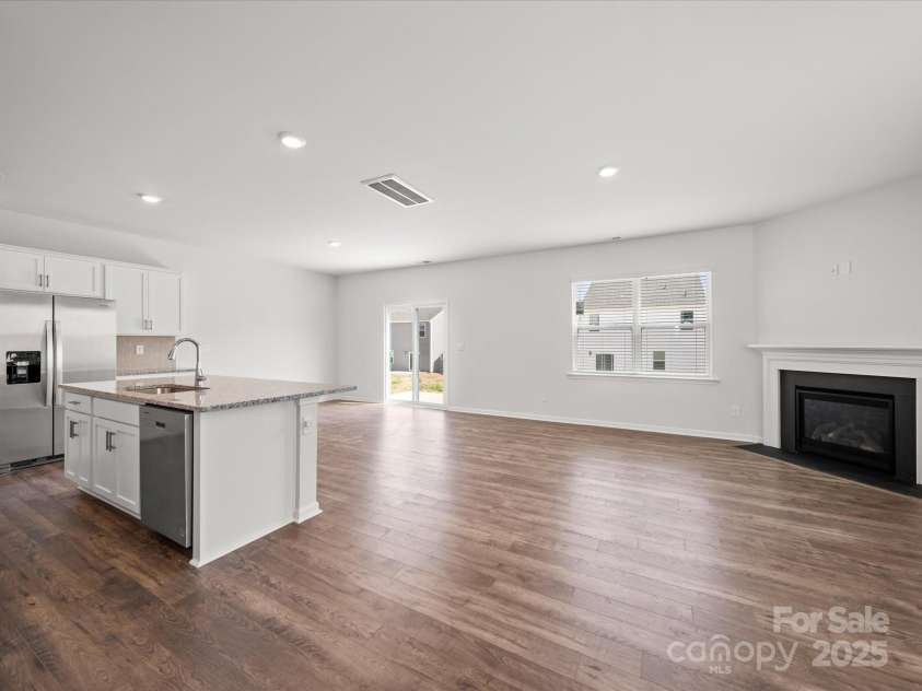 14217 Wilson Mac Lane, Charlotte, NC 28278.  MLS# CAR4241456, YatesRealty ID 9948. 
