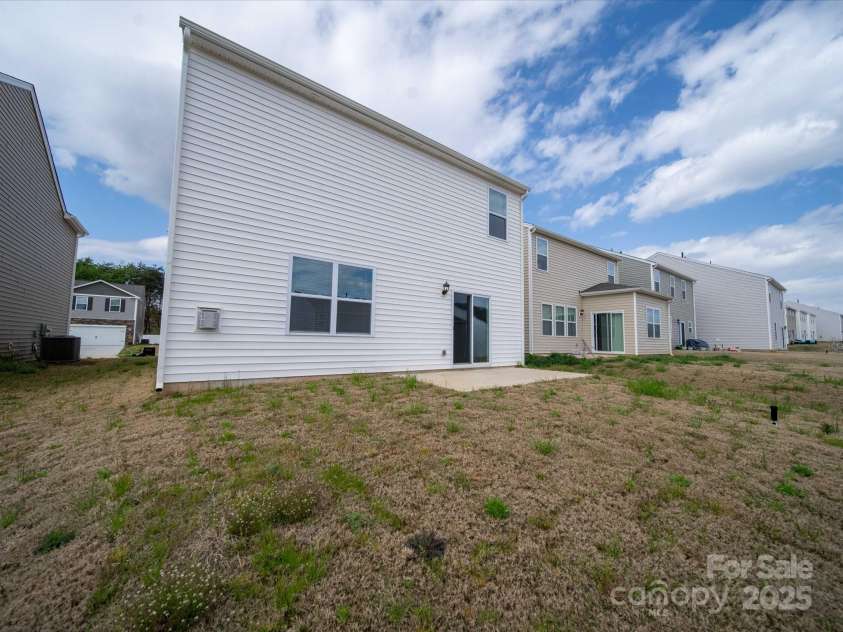 14217 Wilson Mac Lane, Charlotte, NC 28278.  MLS# CAR4241456, YatesRealty ID 9948. 