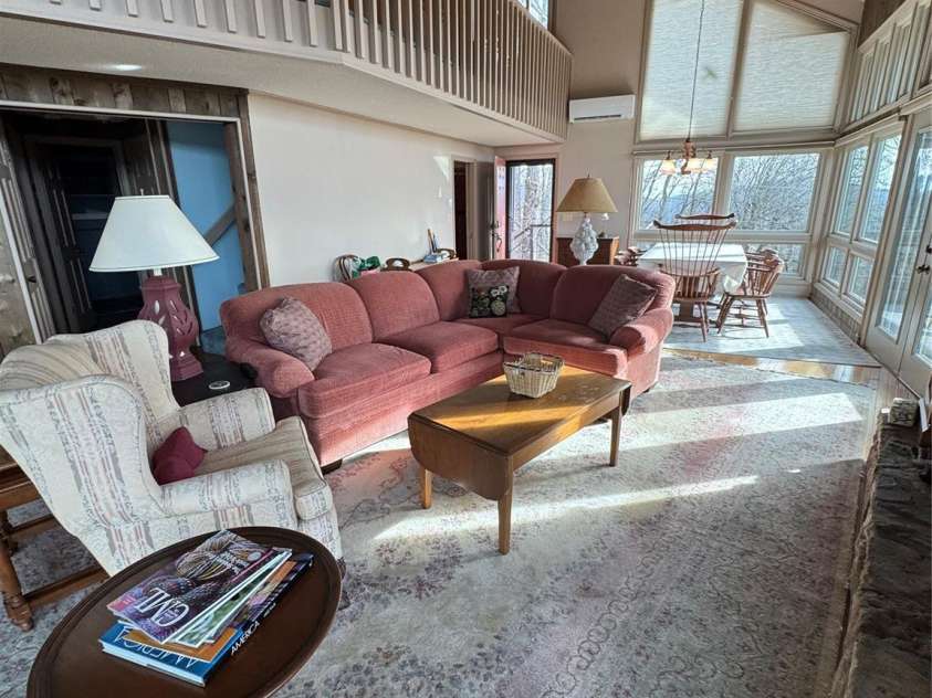 160 Crestwood Circle, Newland, NC 28657.  MLS# CAR4333380, YatesRealty ID 9949. 