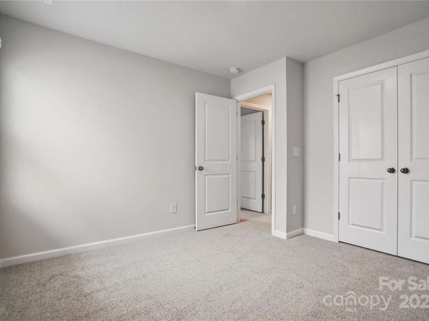 2116 Vinyasa Lane, Charlotte, NC 28215.  MLS# CAR4327145, YatesRealty ID 995. 