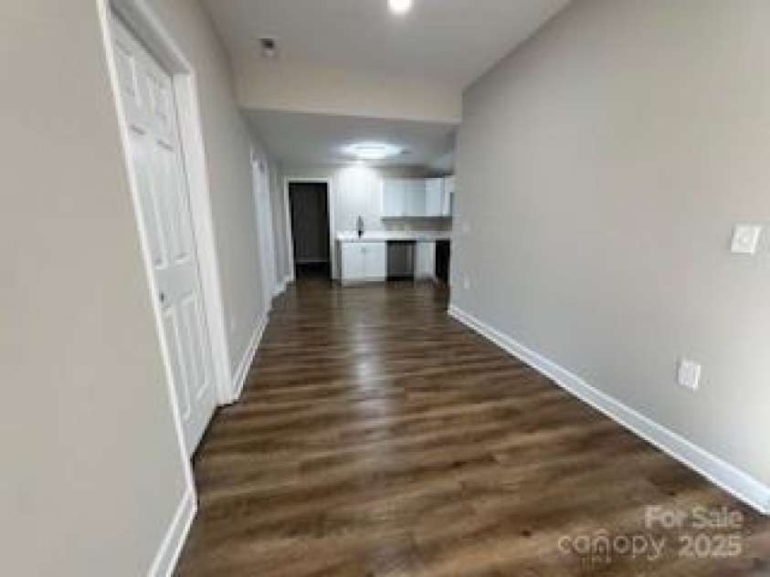 332 Arlington Circle, Lenoir, NC 28645.  MLS# CAR4333737, YatesRealty ID 995. 