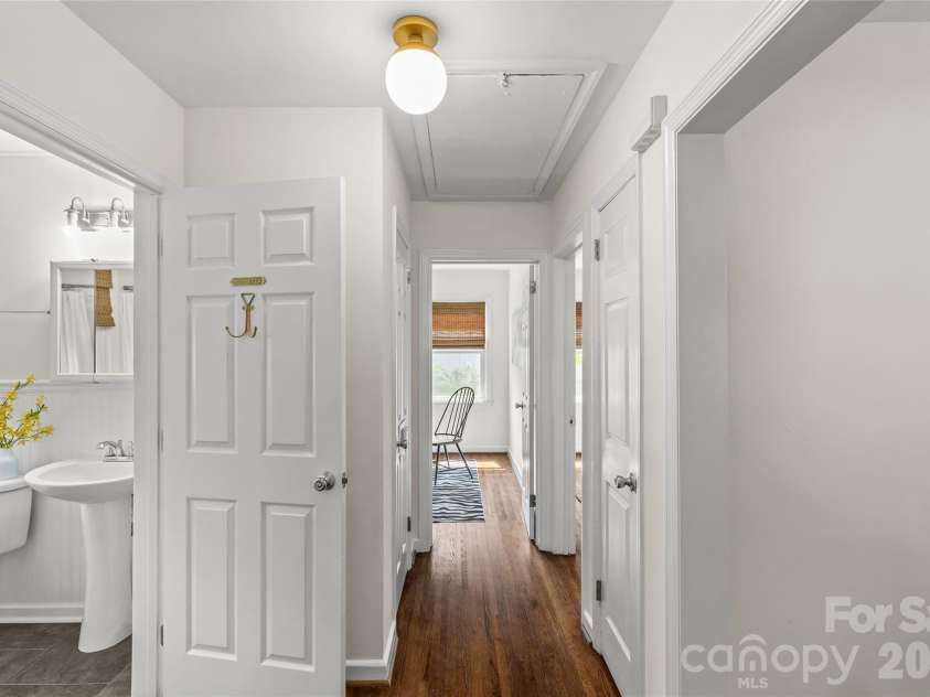 3443 Airlie Street, Charlotte, NC 28205.  MLS# CAR4402296, YatesRealty ID 9950. 