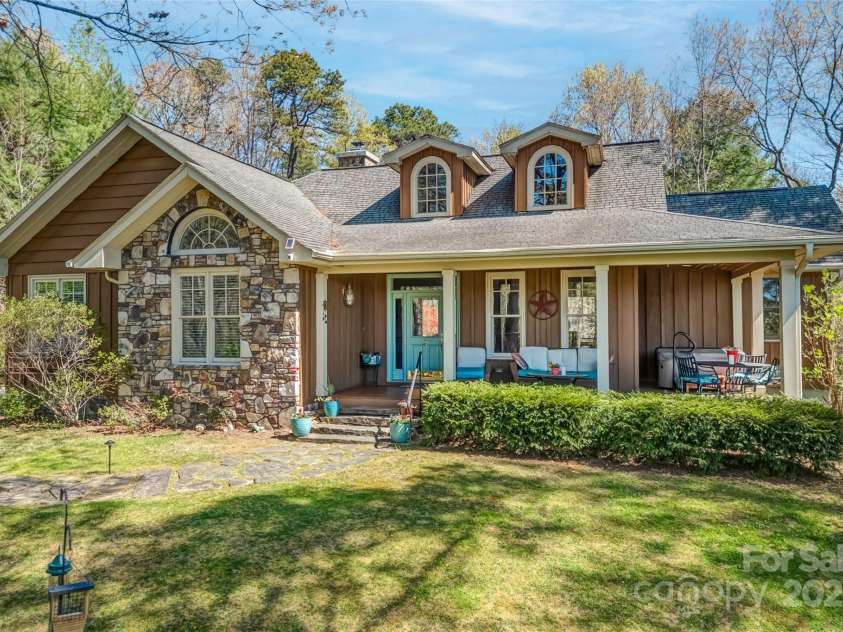 154 Summit Rise Road, Pisgah Forest, NC 28768.  MLS# CAR4247537, YatesRealty ID 9952. 