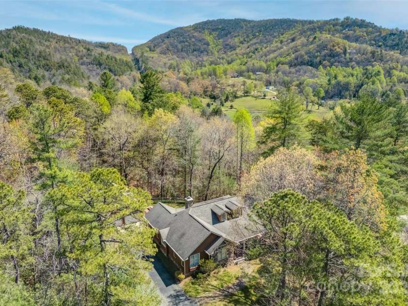 154 Summit Rise Road, Pisgah Forest, NC 28768.  MLS# CAR4247537, YatesRealty ID 9952. 