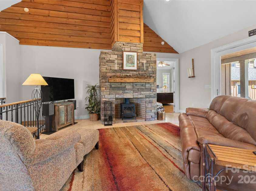 154 Summit Rise Road, Pisgah Forest, NC 28768.  MLS# CAR4247537, YatesRealty ID 9952. 