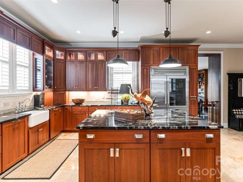 365 Sherwood Drive, Flat Rock, NC 28731.  MLS# CAR4353114, YatesRealty ID 9952. 
