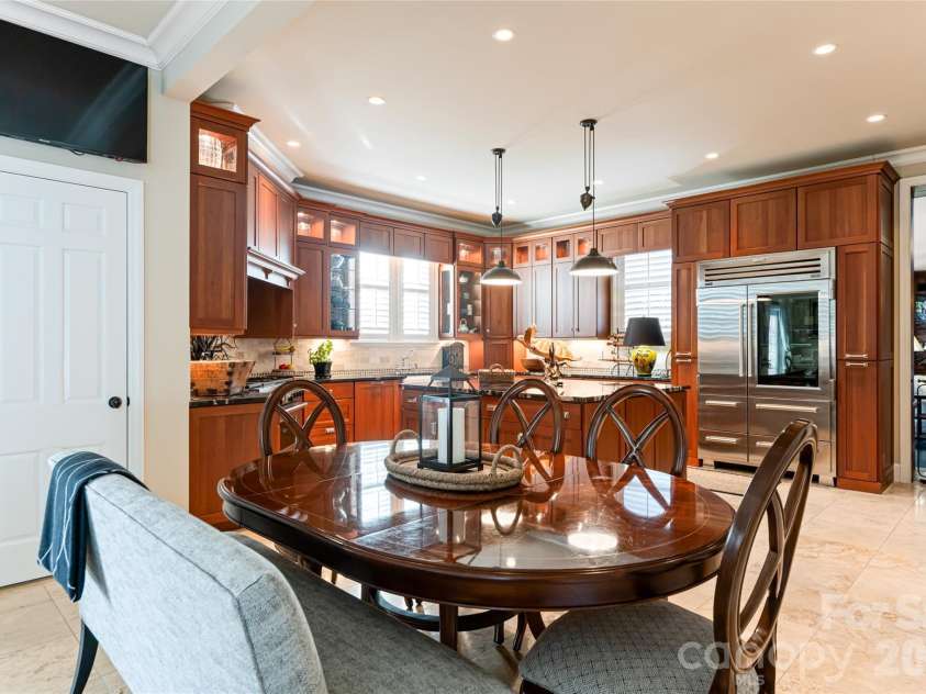 365 Sherwood Drive, Flat Rock, NC 28731.  MLS# CAR4353114, YatesRealty ID 9952. 