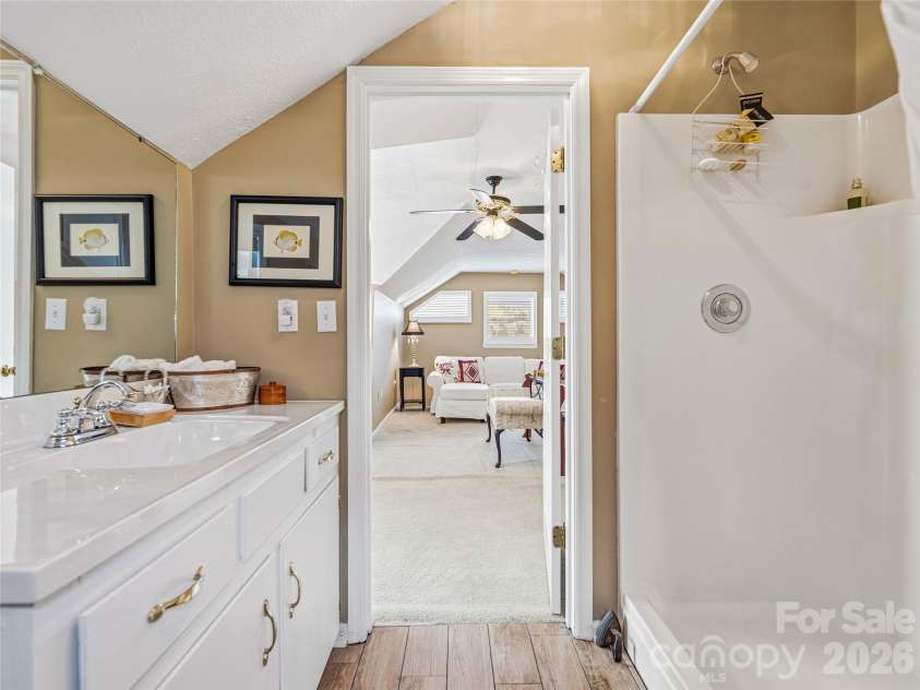 102 Havnaers Point, Lake Lure, NC 28746.  MLS# CAR4367288, YatesRealty ID 9953. 
