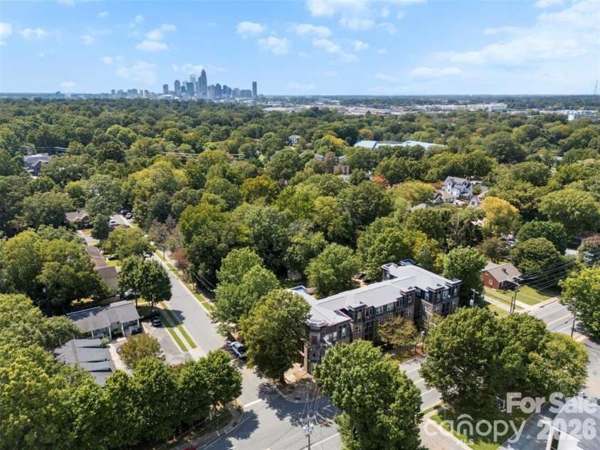 3239 Wesley Avenue, Charlotte, NC 28205.  MLS# CAR4365146, YatesRealty ID 9954. 