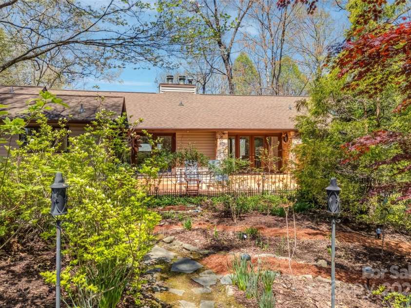 550 Middlemount Road, Pisgah Forest, NC 28768.  MLS# CAR4247493, YatesRealty ID 9954. 