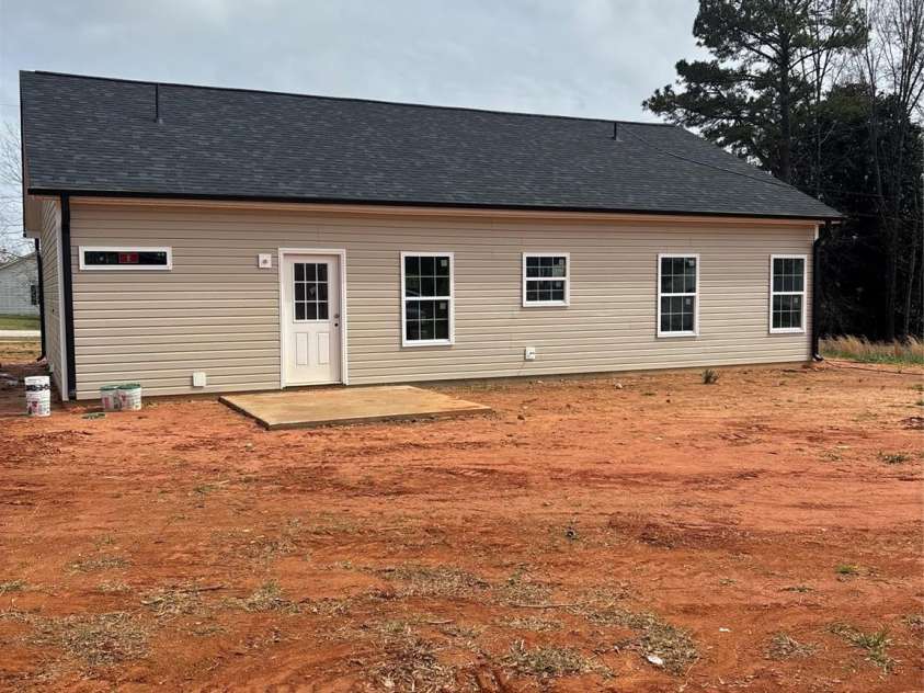 231 Hampton Street, Jefferson, SC 29718.  MLS# CAR4239160, YatesRealty ID 9955. 