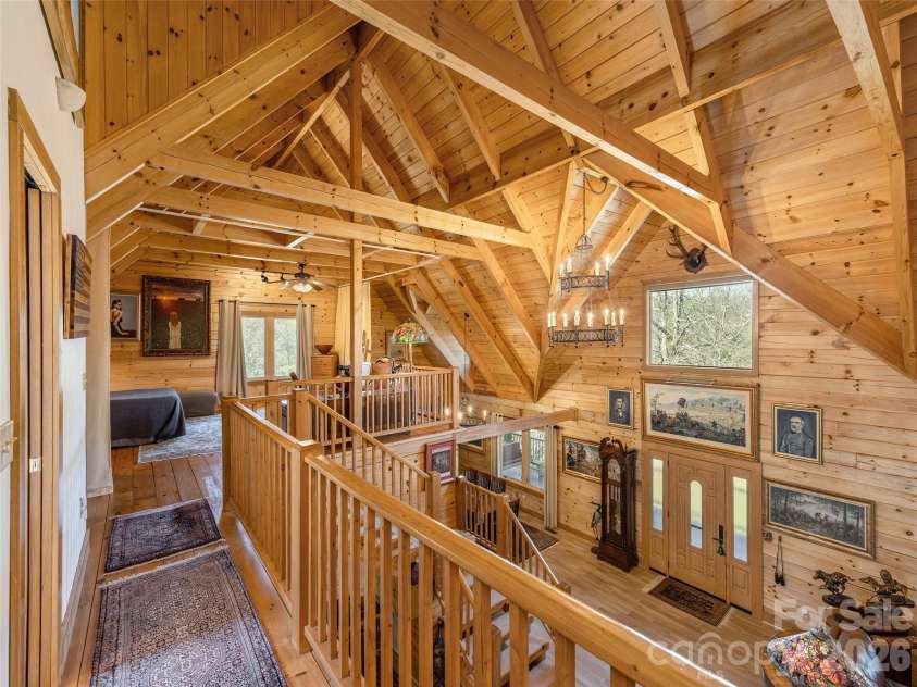 622 Oleta Road, Hendersonville, NC 28792.  MLS# CAR4361003, YatesRealty ID 9955. 