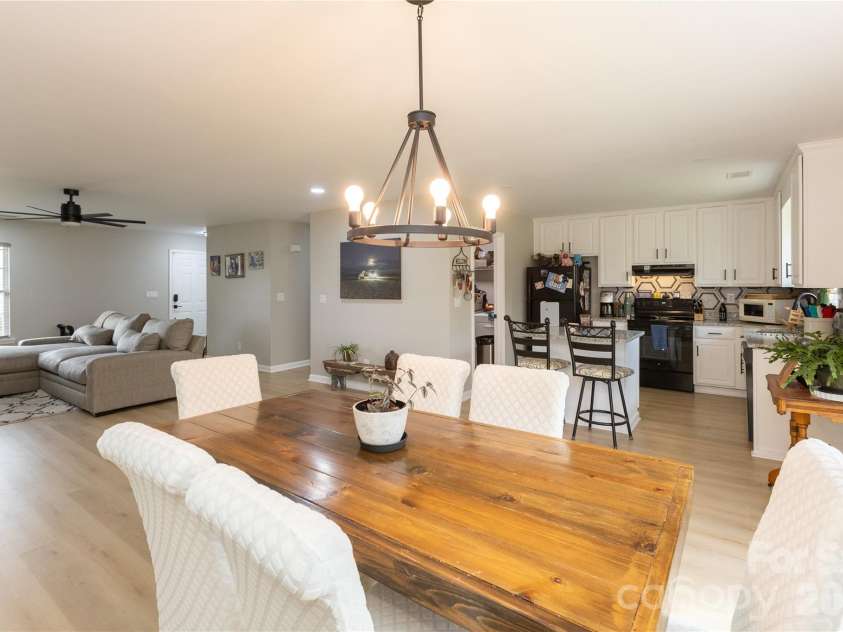 5126 Monroe Ansonville Road, Wingate, NC 28174.  MLS# CAR4361477, YatesRealty ID 9957. Dining Area