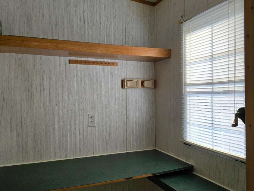 129 Oak Trails Pass, Leicester, NC 28748.  MLS# CAR4329467, YatesRealty ID 9958. 
