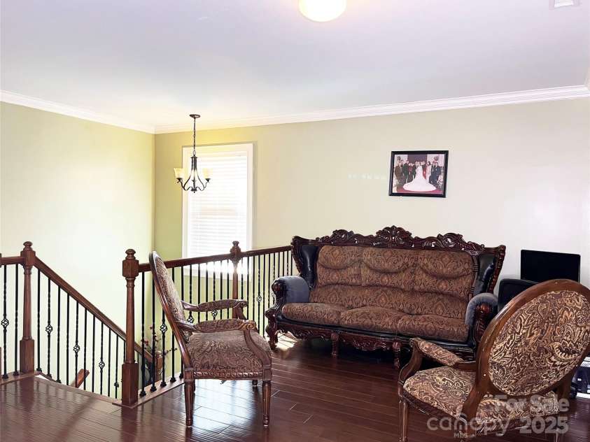 7928 Ponderosa Pine Lane, Charlotte, NC 28215.  MLS# CAR4243711, YatesRealty ID 9958. 