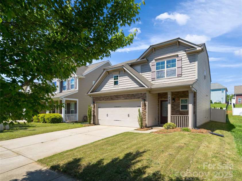 726 Centennial Street, Gastonia, NC 28056.  MLS# CAR4251192, YatesRealty ID 9959. 