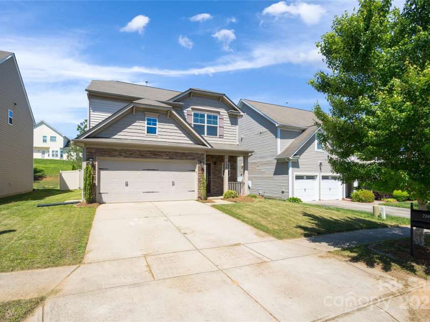 726 Centennial Street, Gastonia, NC 28056.  MLS# CAR4251192, YatesRealty ID 9959. 