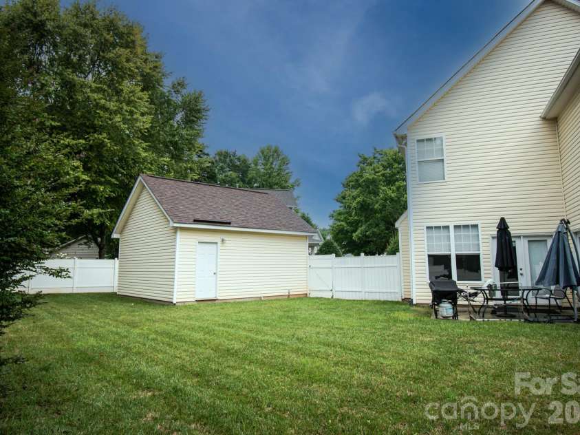 9904 Adelie Court, Cornelius, NC 28031.  MLS# CAR4361741, YatesRealty ID 9959. 