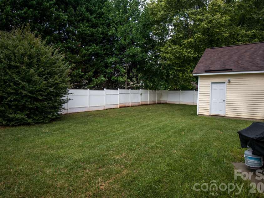 9904 Adelie Court, Cornelius, NC 28031.  MLS# CAR4361741, YatesRealty ID 9959. 