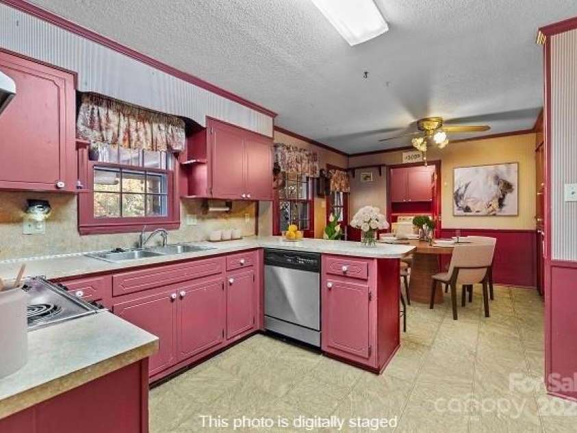 1214 Hawthorne Road, Lancaster, SC 29720.  MLS# CAR4324625, YatesRealty ID 996. 