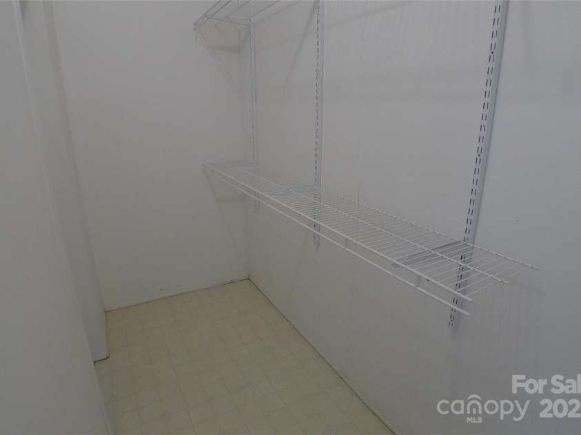 4350 US 158 Highway Highway, Advance, NC 27006.  MLS# CAR4318126, YatesRealty ID 9962. 