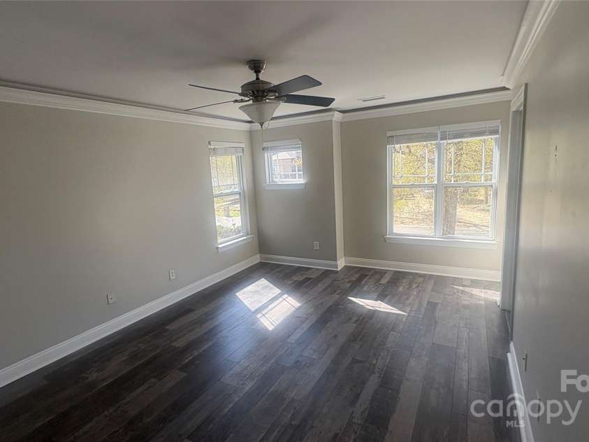 1134 Riverside Drive, Charlotte, NC 28214.  MLS# CAR4239990, YatesRealty ID 9964. 