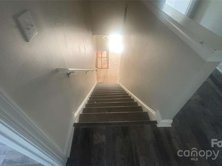 1134 Riverside Drive, Charlotte, NC 28214.  MLS# CAR4239990, YatesRealty ID 9964. 