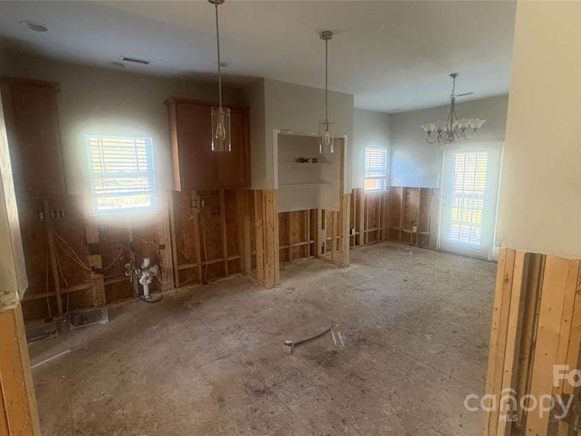 1134 Riverside Drive, Charlotte, NC 28214.  MLS# CAR4239990, YatesRealty ID 9964. 
