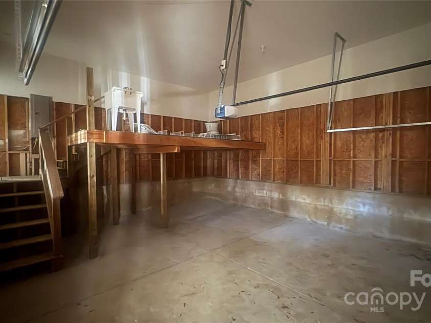 1134 Riverside Drive, Charlotte, NC 28214.  MLS# CAR4239990, YatesRealty ID 9964. 