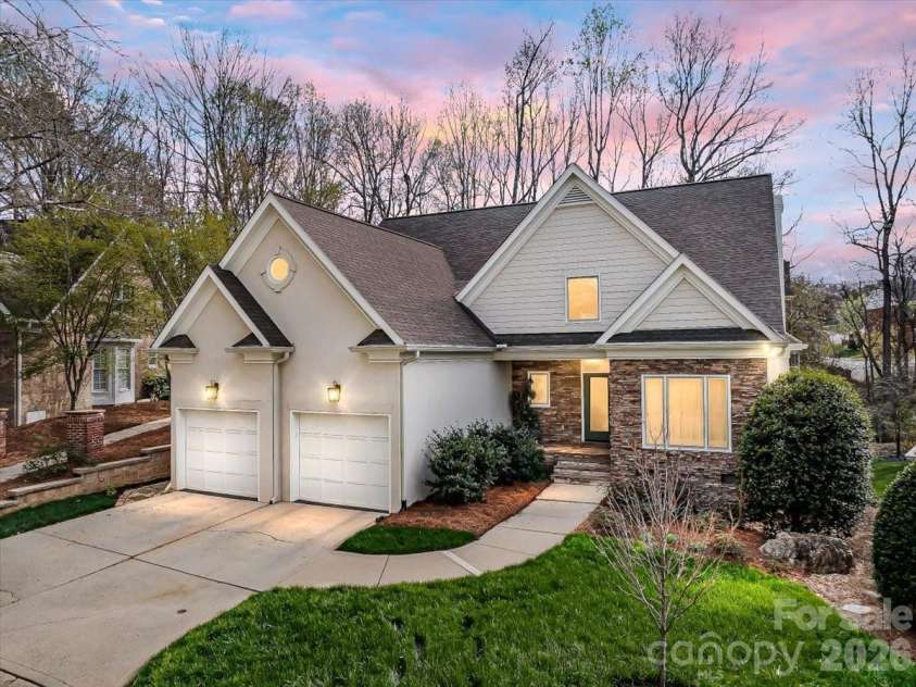10401 Newberry Park Lane, Charlotte, NC 28277.  MLS# CAR4357255, YatesRealty ID 9965. Good Night 