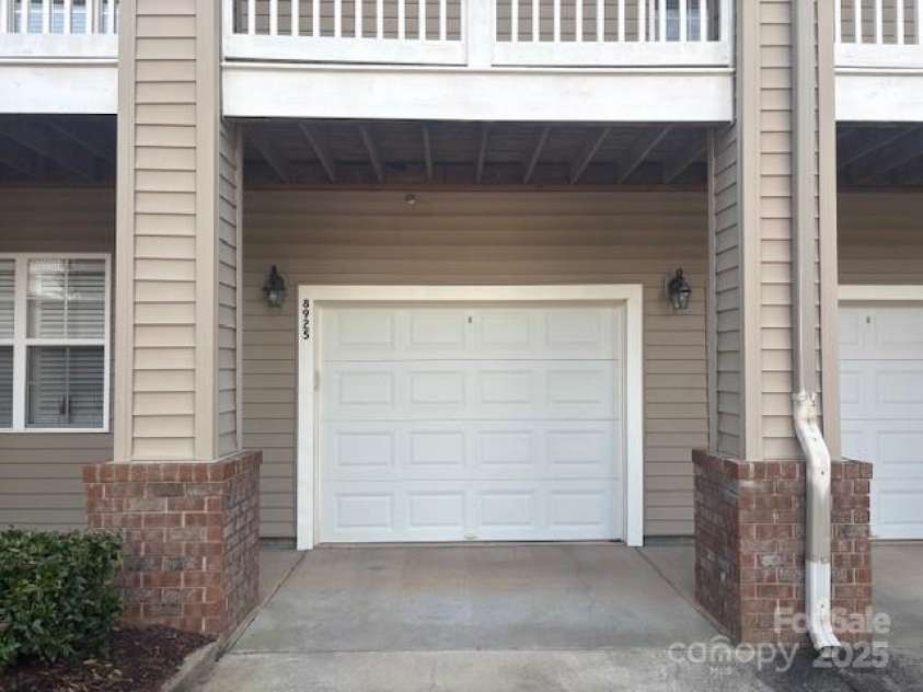 8925 Rosalyn Glen Road, Cornelius, NC 28031.  MLS# CAR4282773, YatesRealty ID 9965. Oversized 1 Car (Detached) Garage located directly underneath unit!