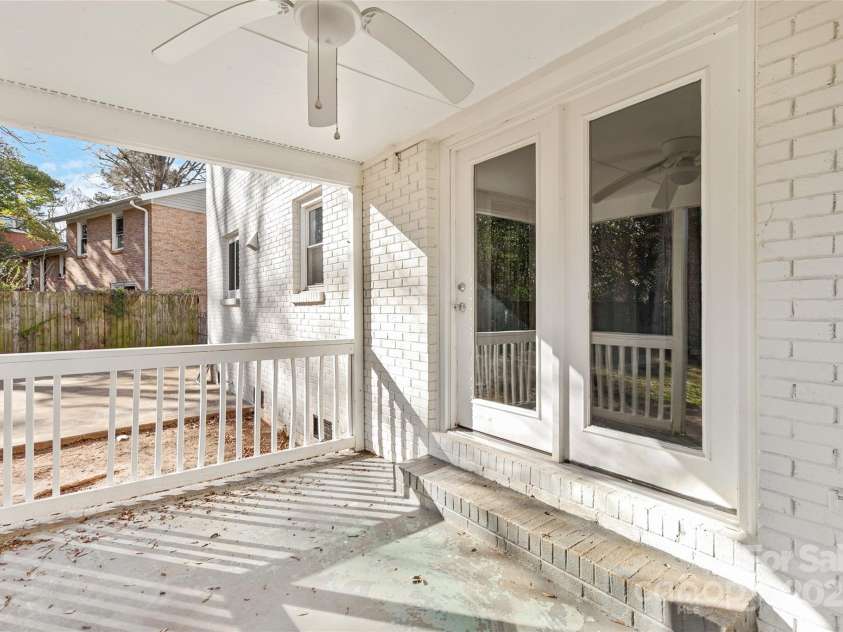 5717 Ruth Drive, Charlotte, NC 28215.  MLS# CAR4229196, YatesRealty ID 9966. 