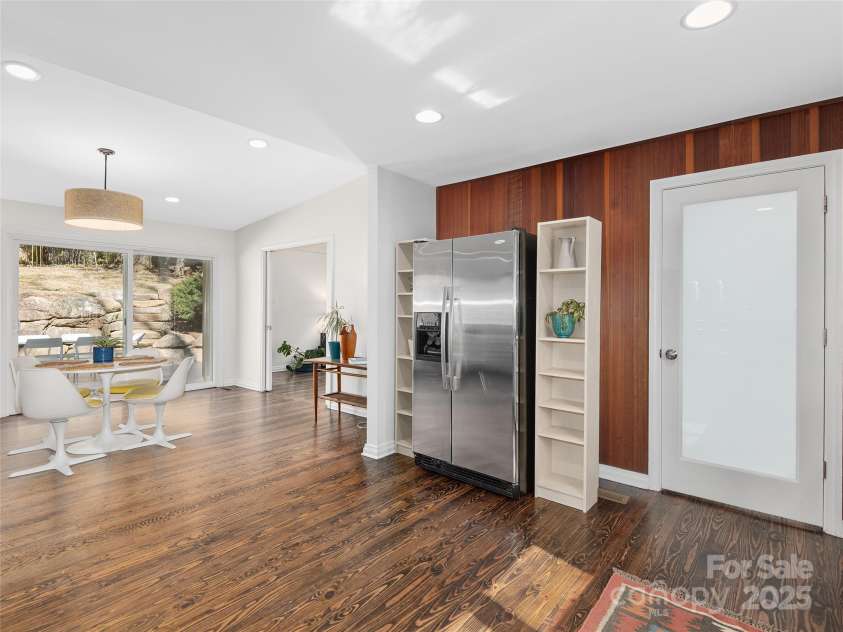 10 Woodcrest Road, Asheville, NC 28804.  MLS# CAR4221990, YatesRealty ID 9967. Refinished Oak and Pine Hardwood Floors throughout Main Living Areas