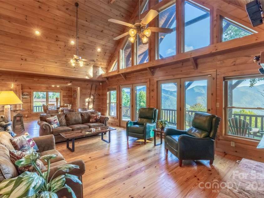 43 Stone Hill Trail, Maggie Valley, NC 28751.  MLS# CAR4281191, YatesRealty ID 9967. 