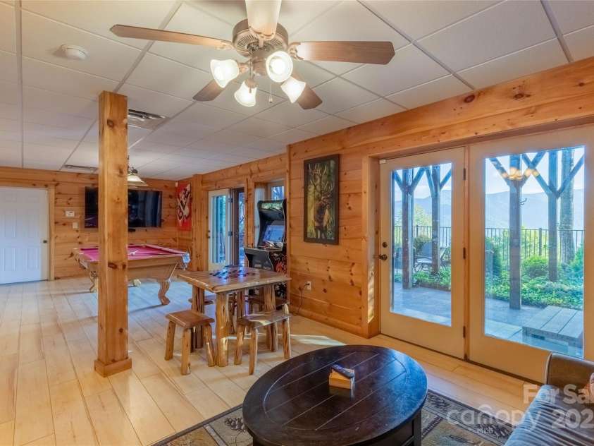 43 Stone Hill Trail, Maggie Valley, NC 28751.  MLS# CAR4281191, YatesRealty ID 9967. 