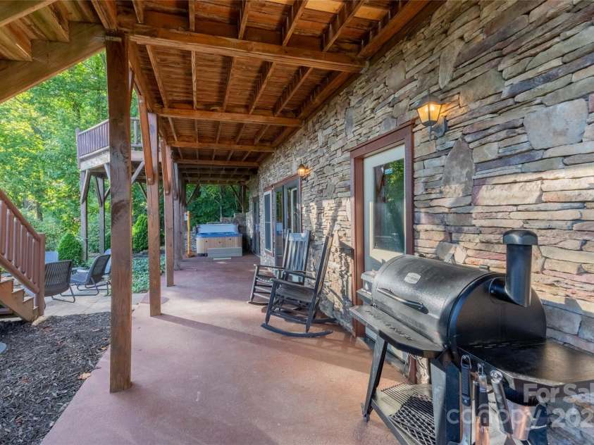 43 Stone Hill Trail, Maggie Valley, NC 28751.  MLS# CAR4281191, YatesRealty ID 9967. 