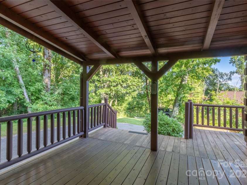 43 Stone Hill Trail, Maggie Valley, NC 28751.  MLS# CAR4281191, YatesRealty ID 9967. 