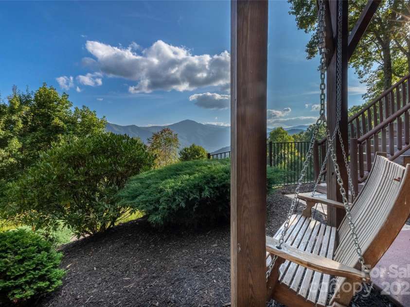 43 Stone Hill Trail, Maggie Valley, NC 28751.  MLS# CAR4281191, YatesRealty ID 9967. 