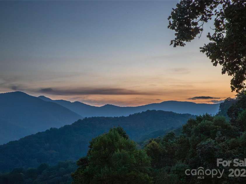 43 Stone Hill Trail, Maggie Valley, NC 28751.  MLS# CAR4281191, YatesRealty ID 9967. 