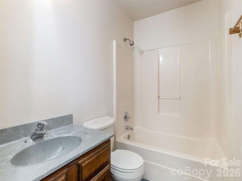 752 Burnside Trail, Hendersonville, NC 28792.  MLS# CAR4341160, YatesRealty ID 9969. 