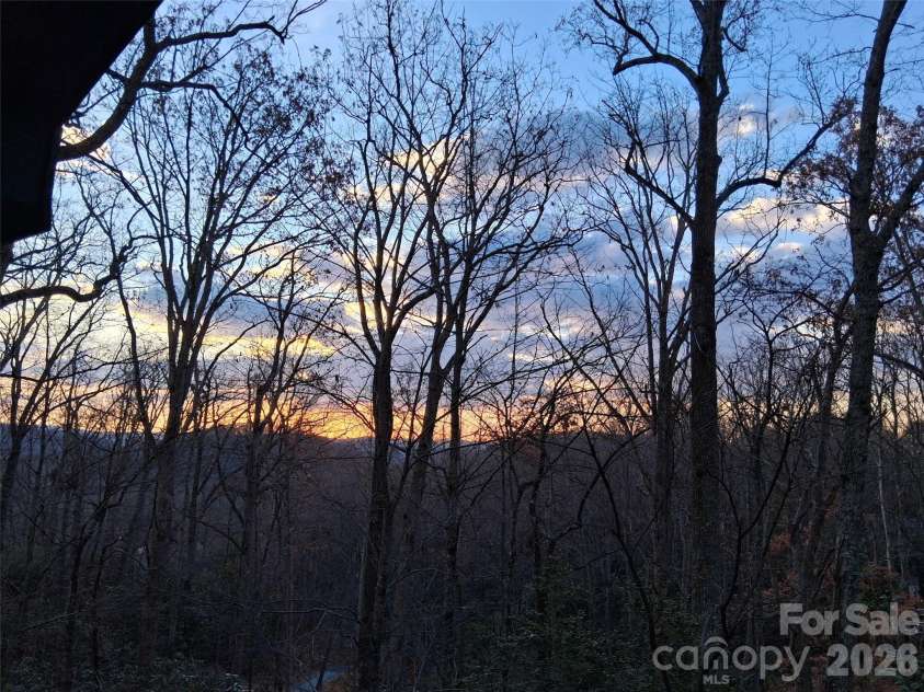 752 Burnside Trail, Hendersonville, NC 28792.  MLS# CAR4341160, YatesRealty ID 9969. 