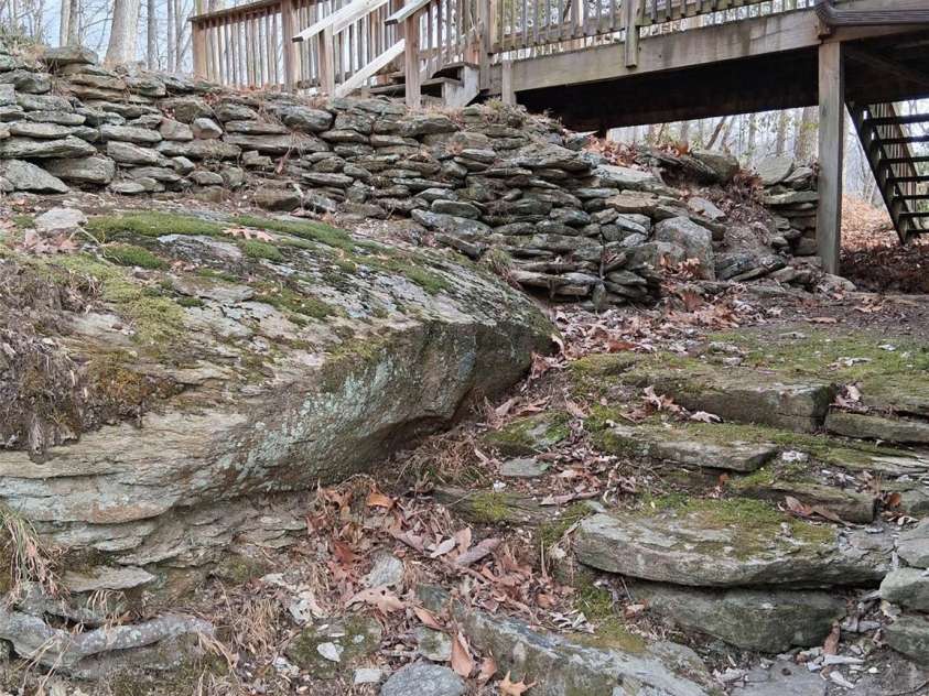 752 Burnside Trail, Hendersonville, NC 28792.  MLS# CAR4341160, YatesRealty ID 9969. 