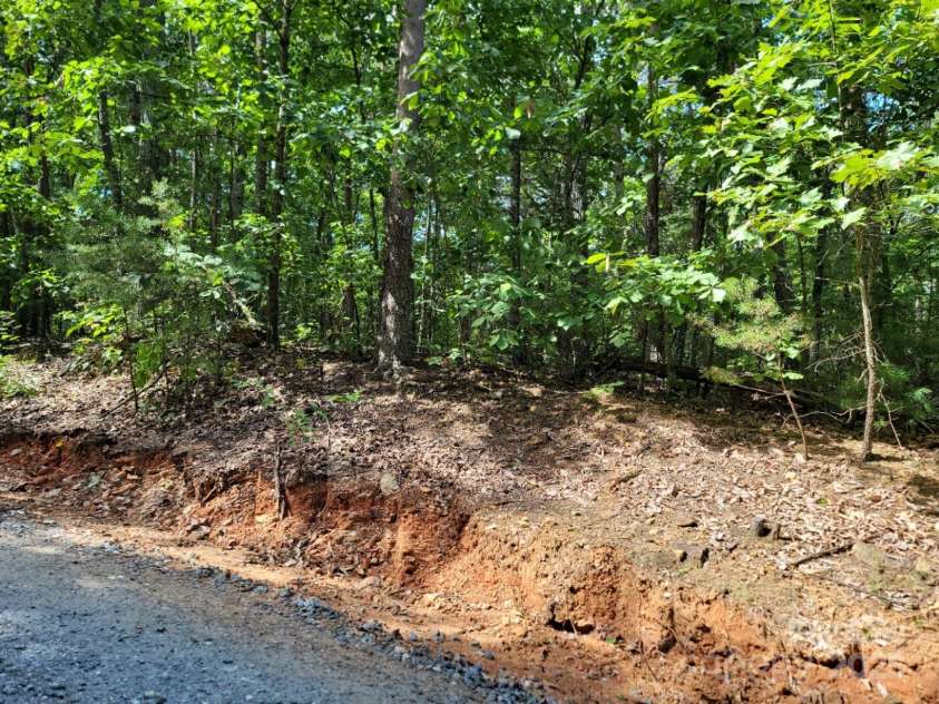 120 Rocky Mountain Road, Casar, NC 28020.  MLS# CAR4224818, YatesRealty ID 997. 