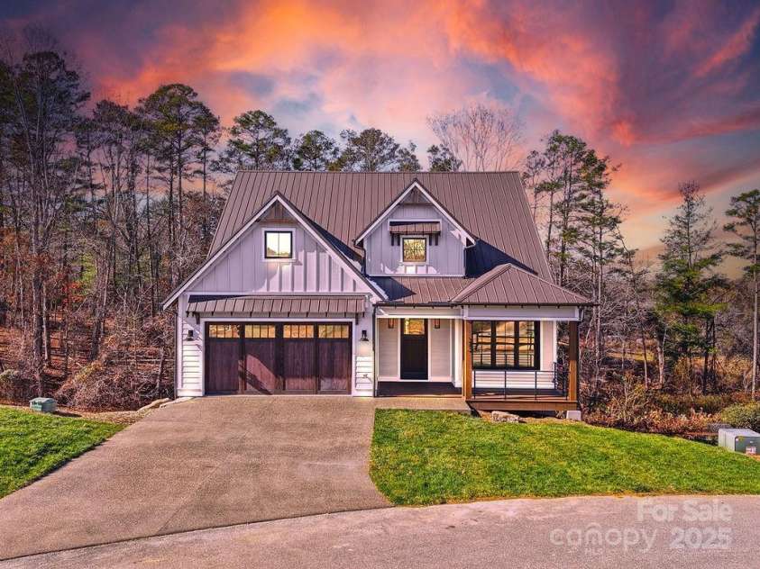 202 Westridge Farm Road, Asheville, NC 28804.  MLS# CAR4312762, YatesRealty ID 997. Modern farmhouse by The Pitrolo Company with stunning curb appeal