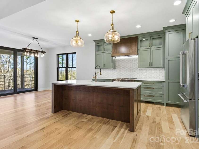 202 Westridge Farm Road, Asheville, NC 28804.  MLS# CAR4312762, YatesRealty ID 997. Open-concept living area designed for effortless entertaining