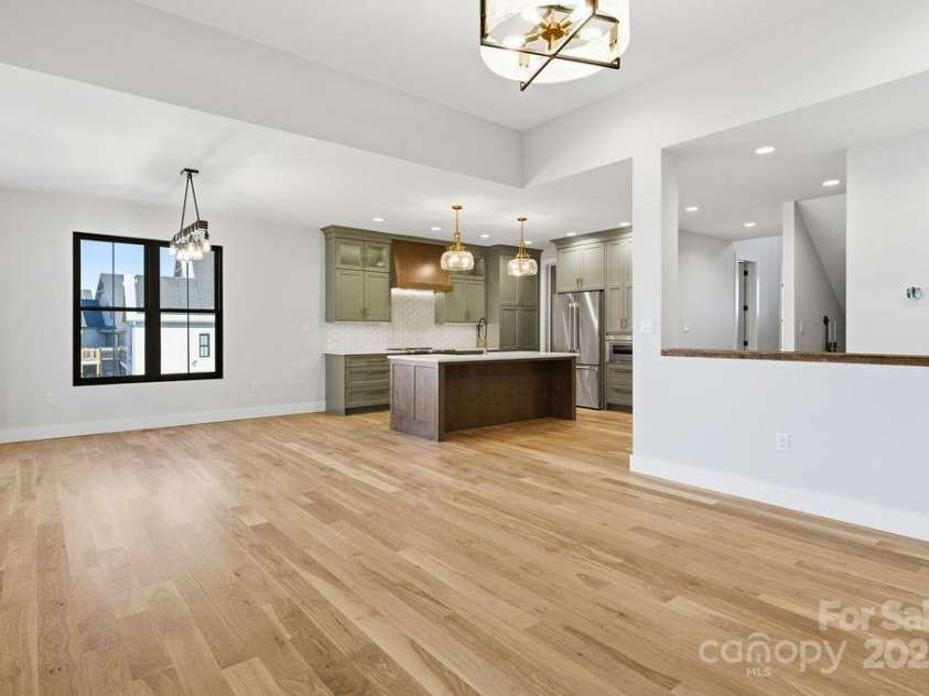 202 Westridge Farm Road, Asheville, NC 28804.  MLS# CAR4312762, YatesRealty ID 997. Open-concept living area designed for effortless entertaining